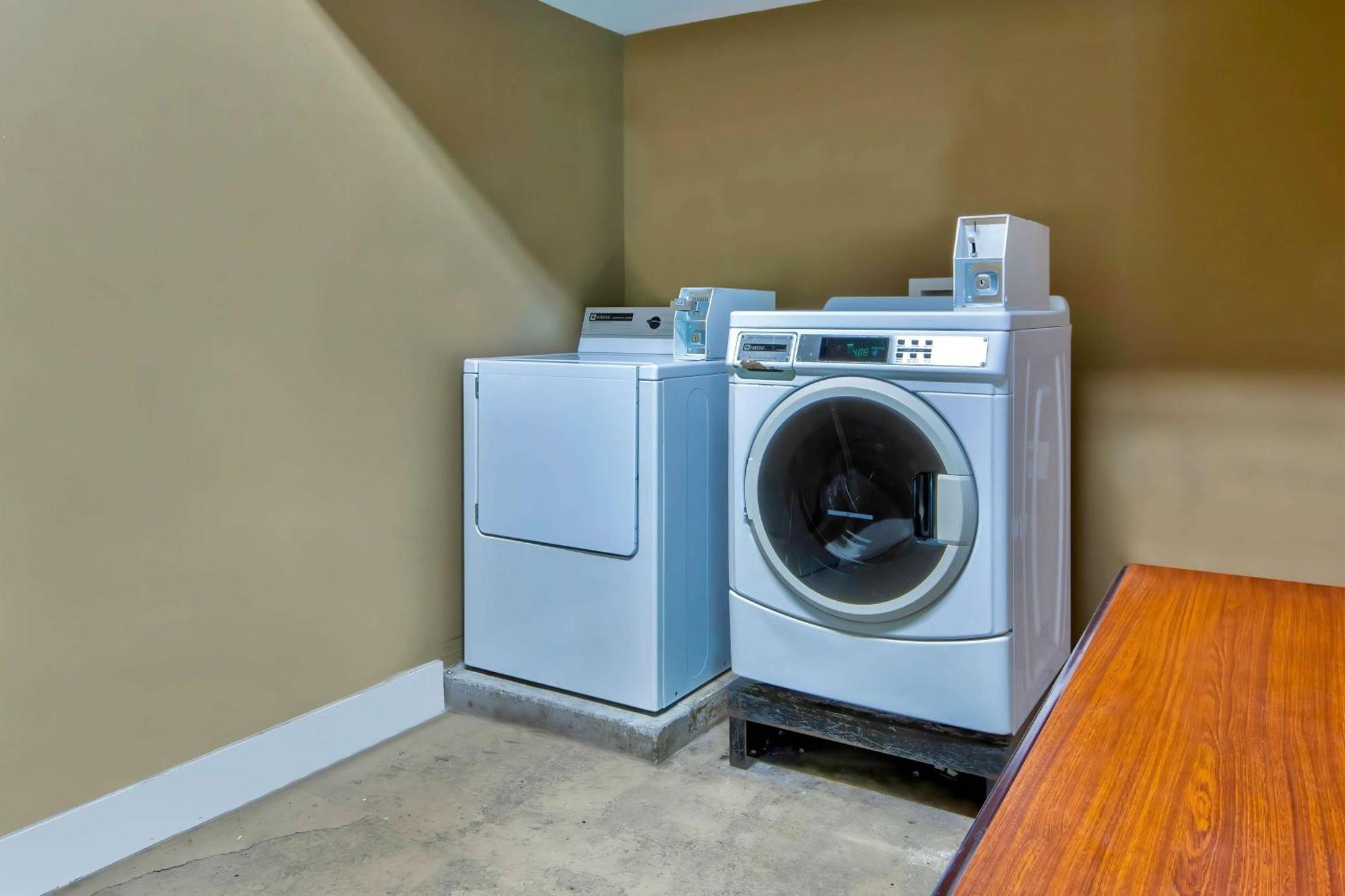 Motel 6-Springfield, Oh Bagian luar foto