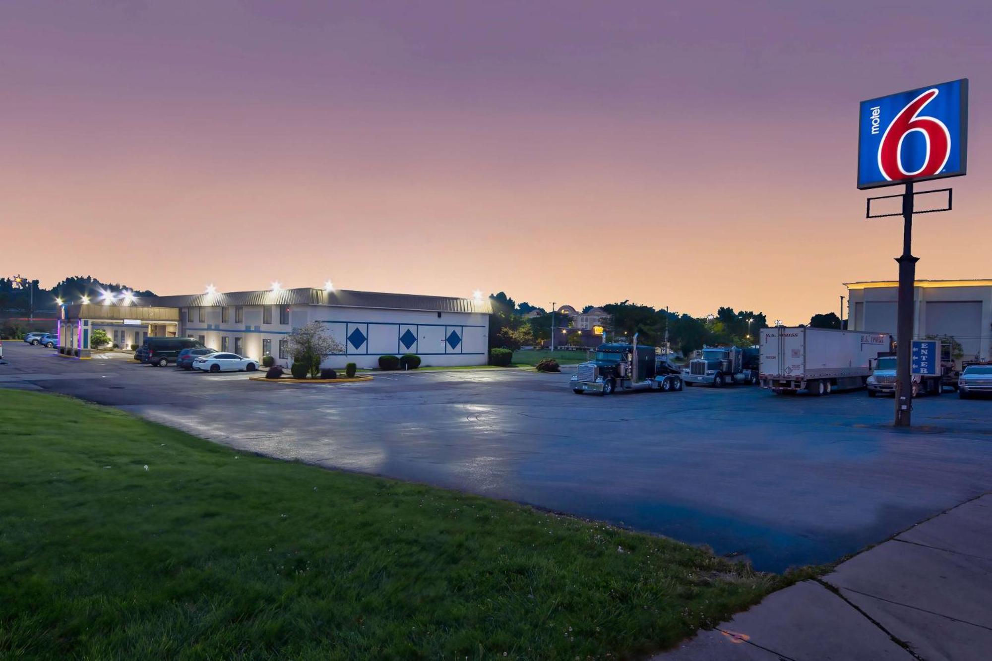 Motel 6-Springfield, Oh Bagian luar foto