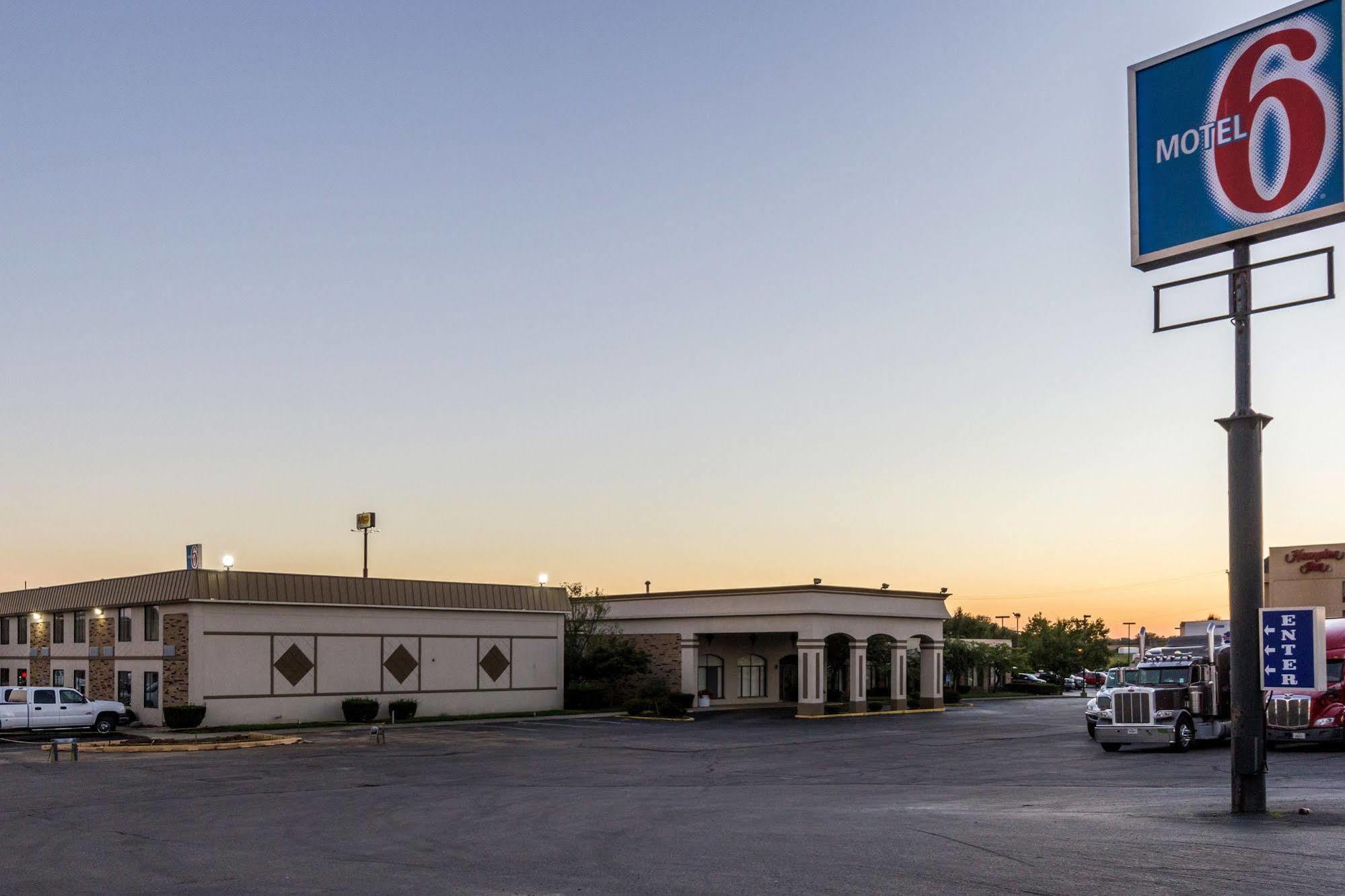 Motel 6-Springfield, Oh Bagian luar foto