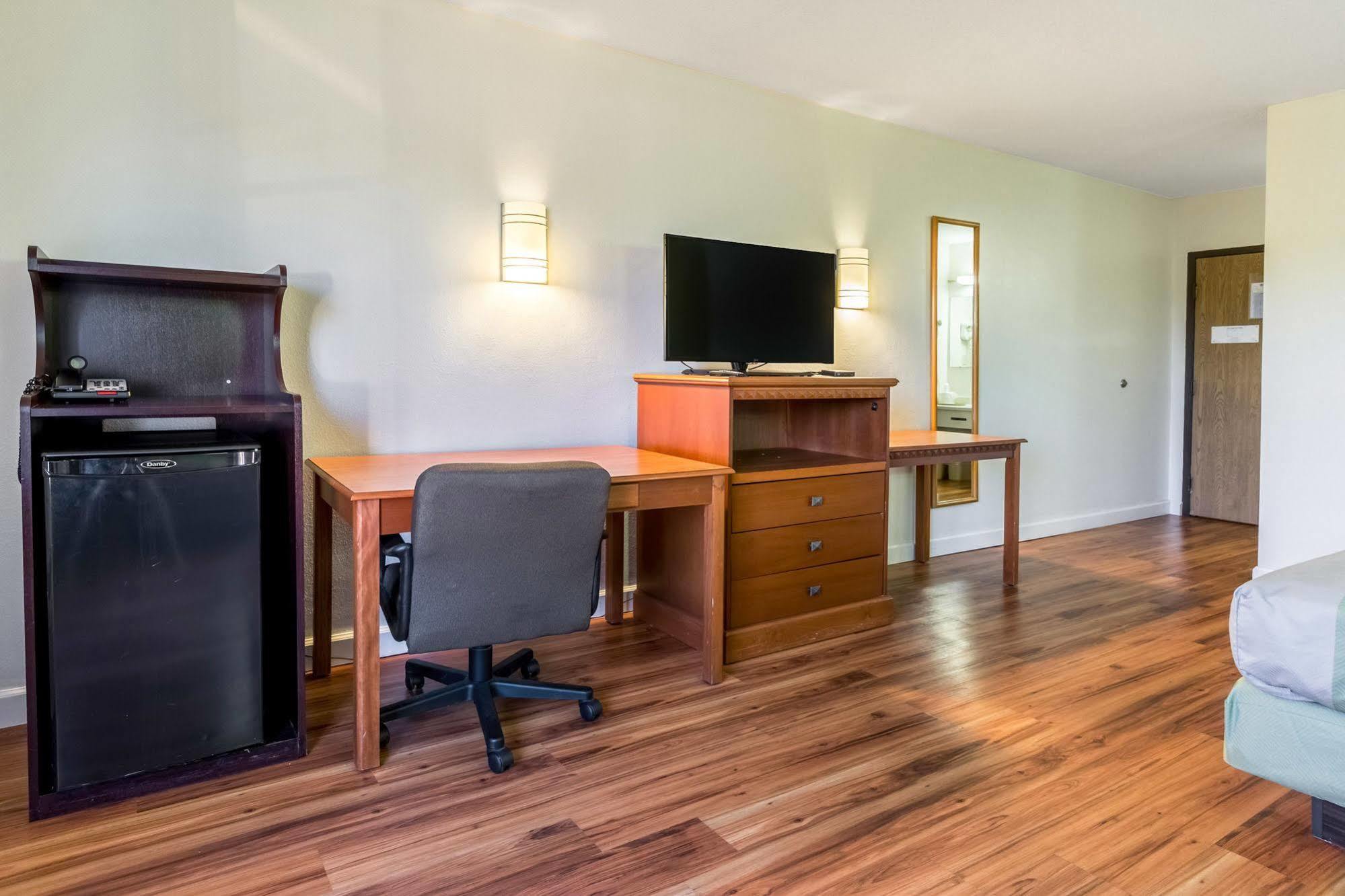 Motel 6-Springfield, Oh Bagian luar foto
